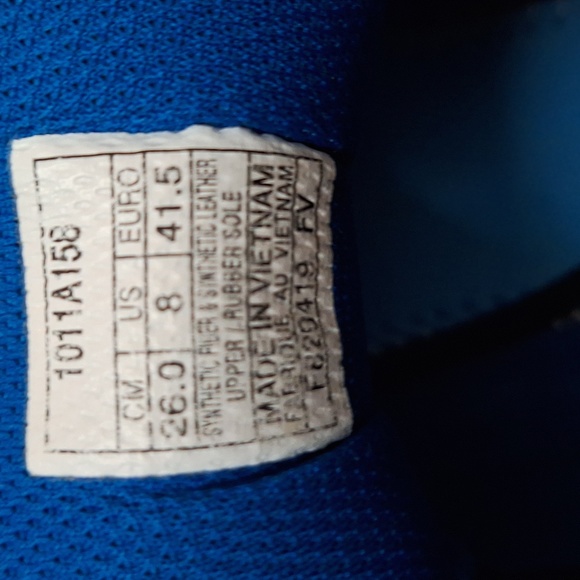 ASICS GT-2000 7 Shoes - Picture 10 of 16